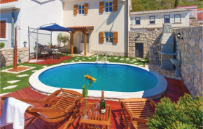 Beautiful home in Grizane with Outdoor swimming pool, WiFi and 2 Bedrooms